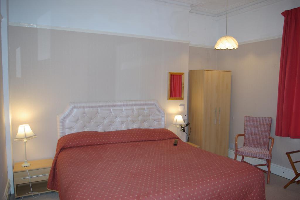Menai Bank Hotel 카나번 객실 사진