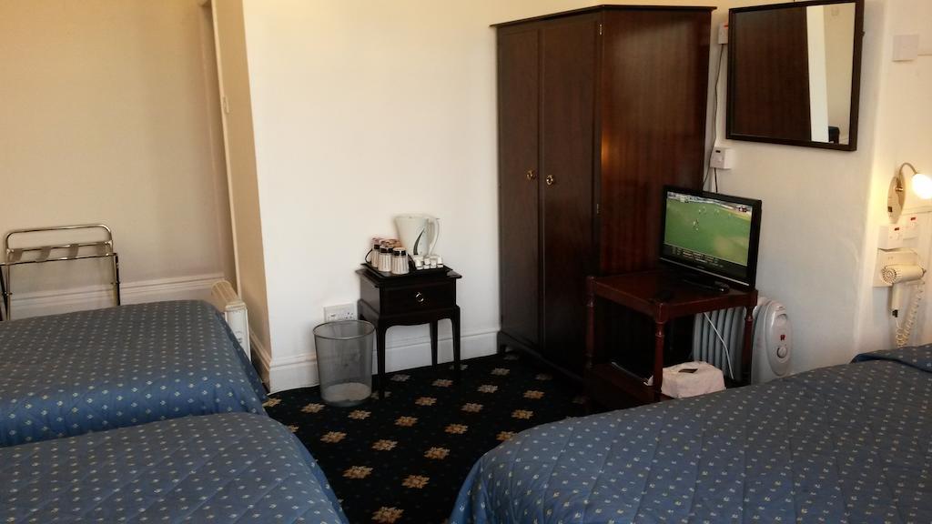 Menai Bank Hotel 카나번 객실 사진