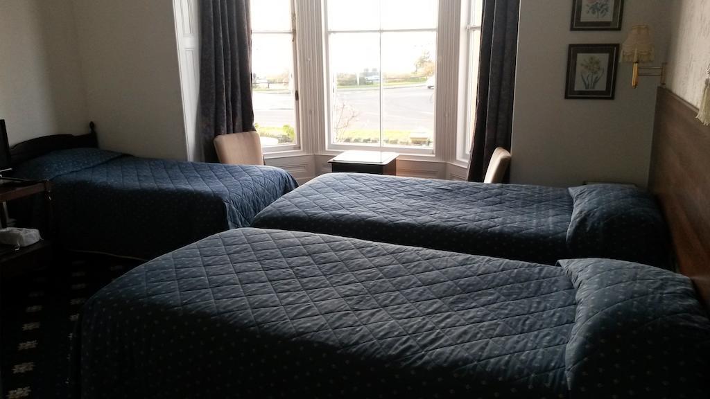 Menai Bank Hotel 카나번 객실 사진
