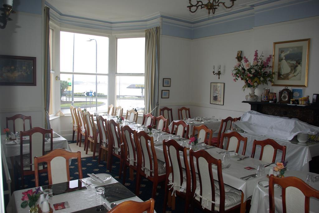 Menai Bank Hotel 카나번 외부 사진
